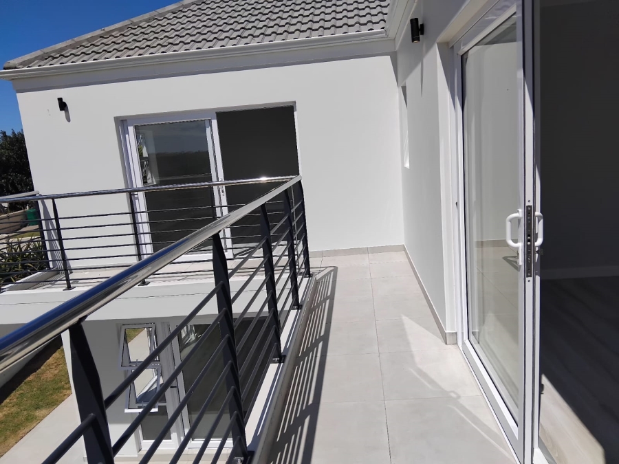 3 Bedroom Property for Sale in Country Club Western Cape